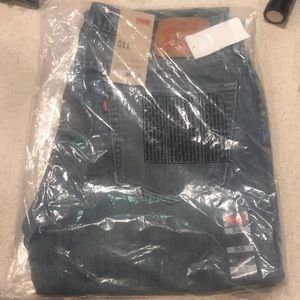 Levi’s 511 Slim Fit Jeans